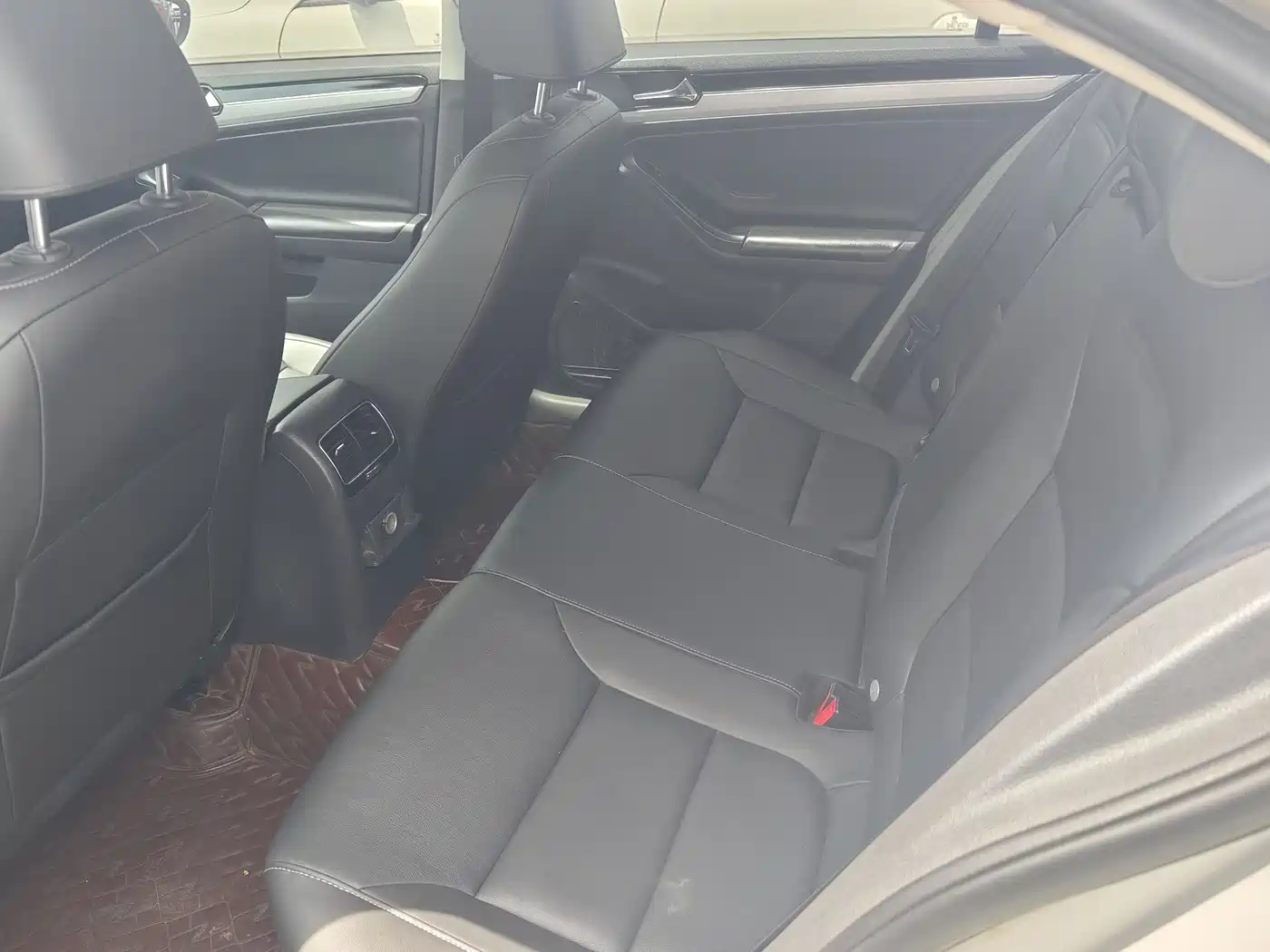 Volkswagen Sagitar 2018 280TSI DSG Comfort фото 7