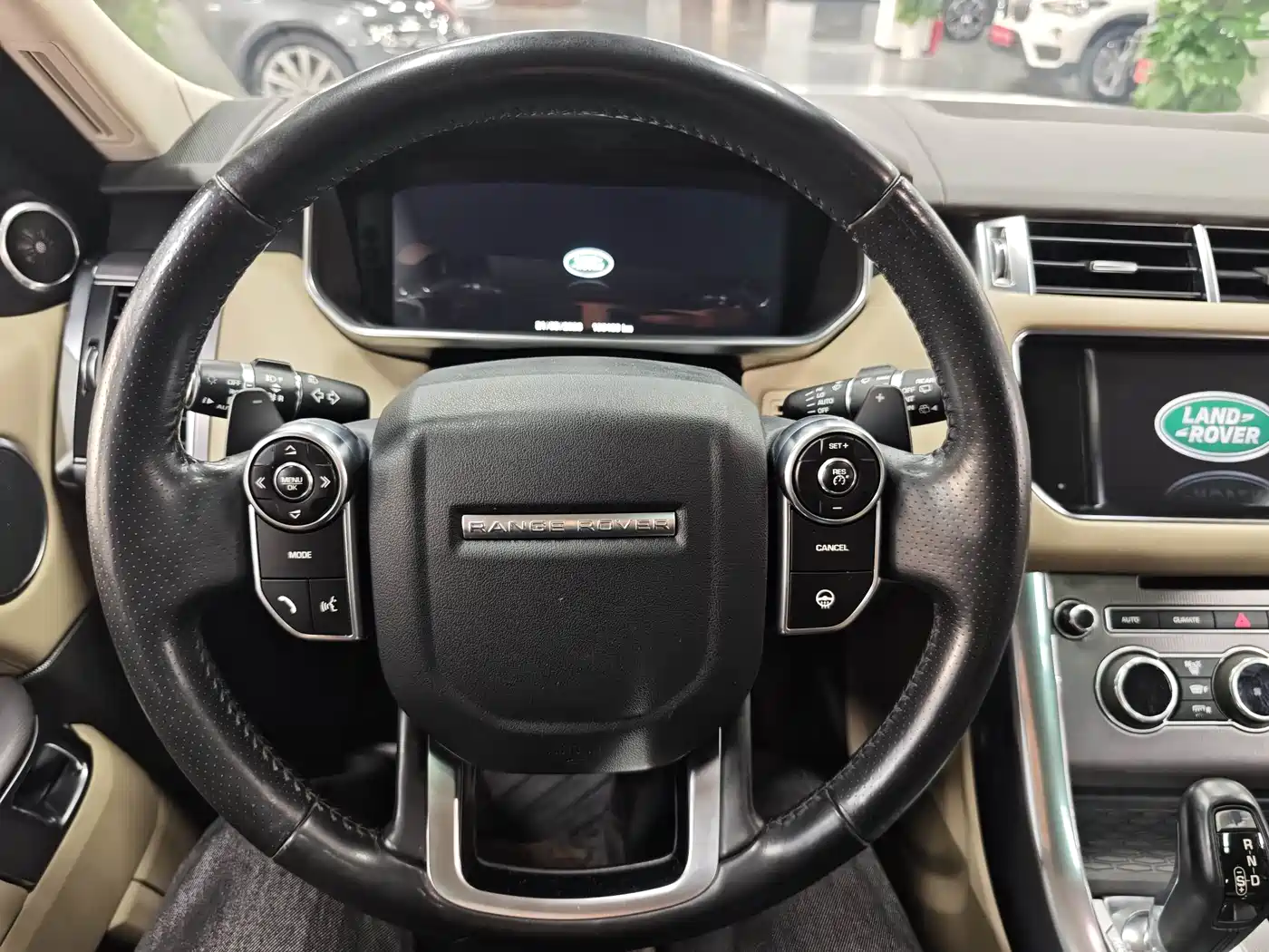 Land Rover Range Rover Sport 2014 3.0 SC V6 HSE фото 6