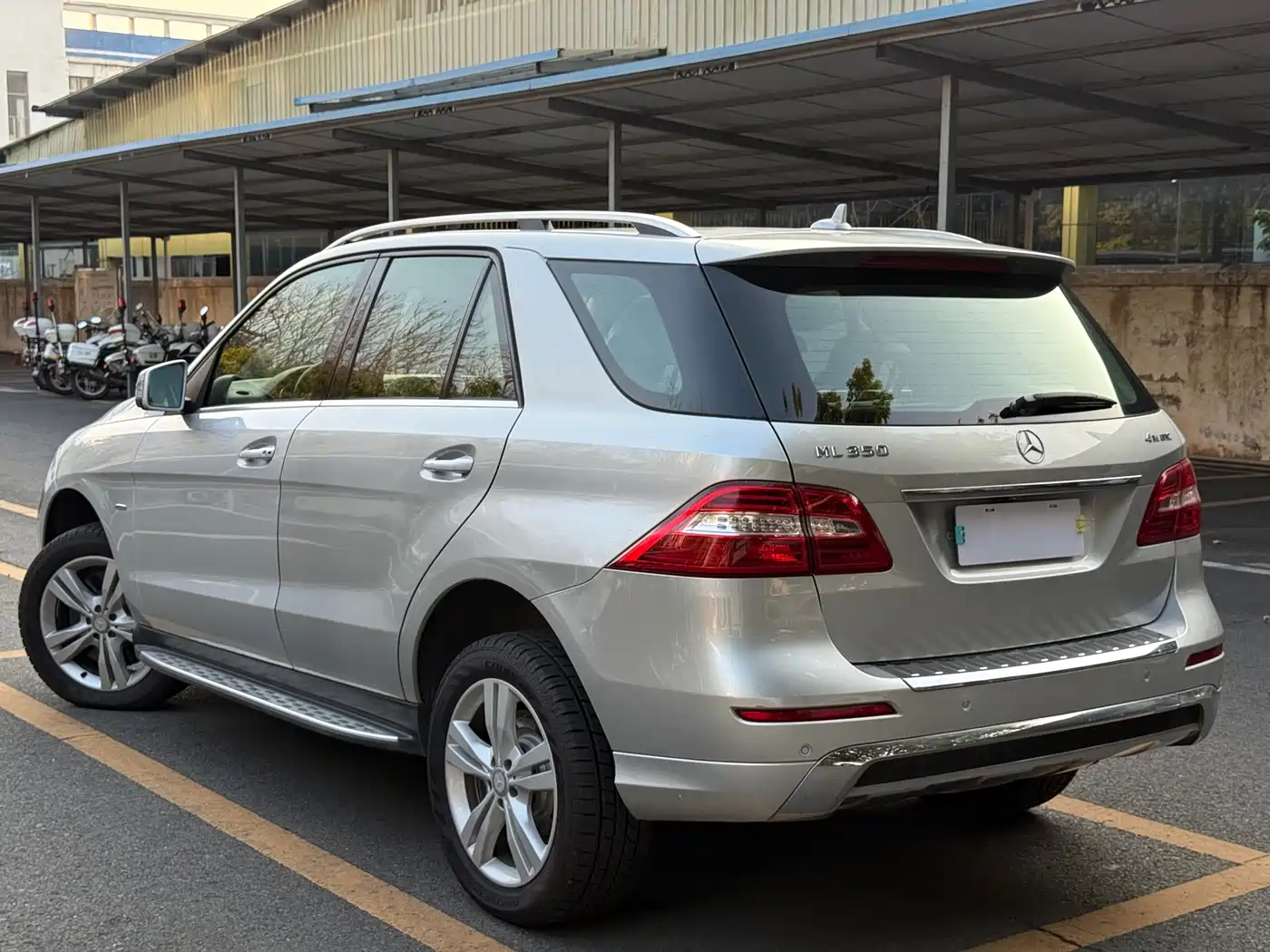 Mercedes-Benz M-Class 2012 Model ML 350 Luxury фото 6