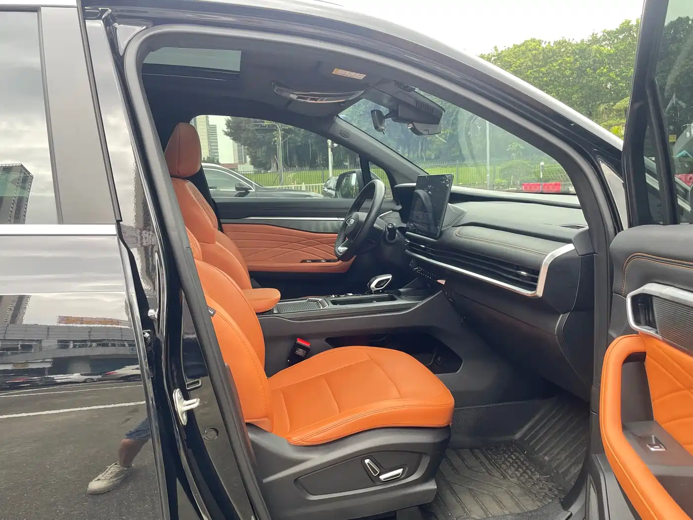Geely Haoyue L 2025 2024 2.0T DCT Flagship