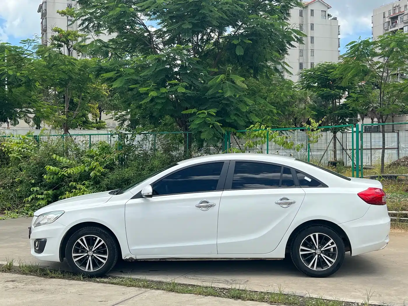Haima M6 2017 2017 1.6L Manual Comfort
