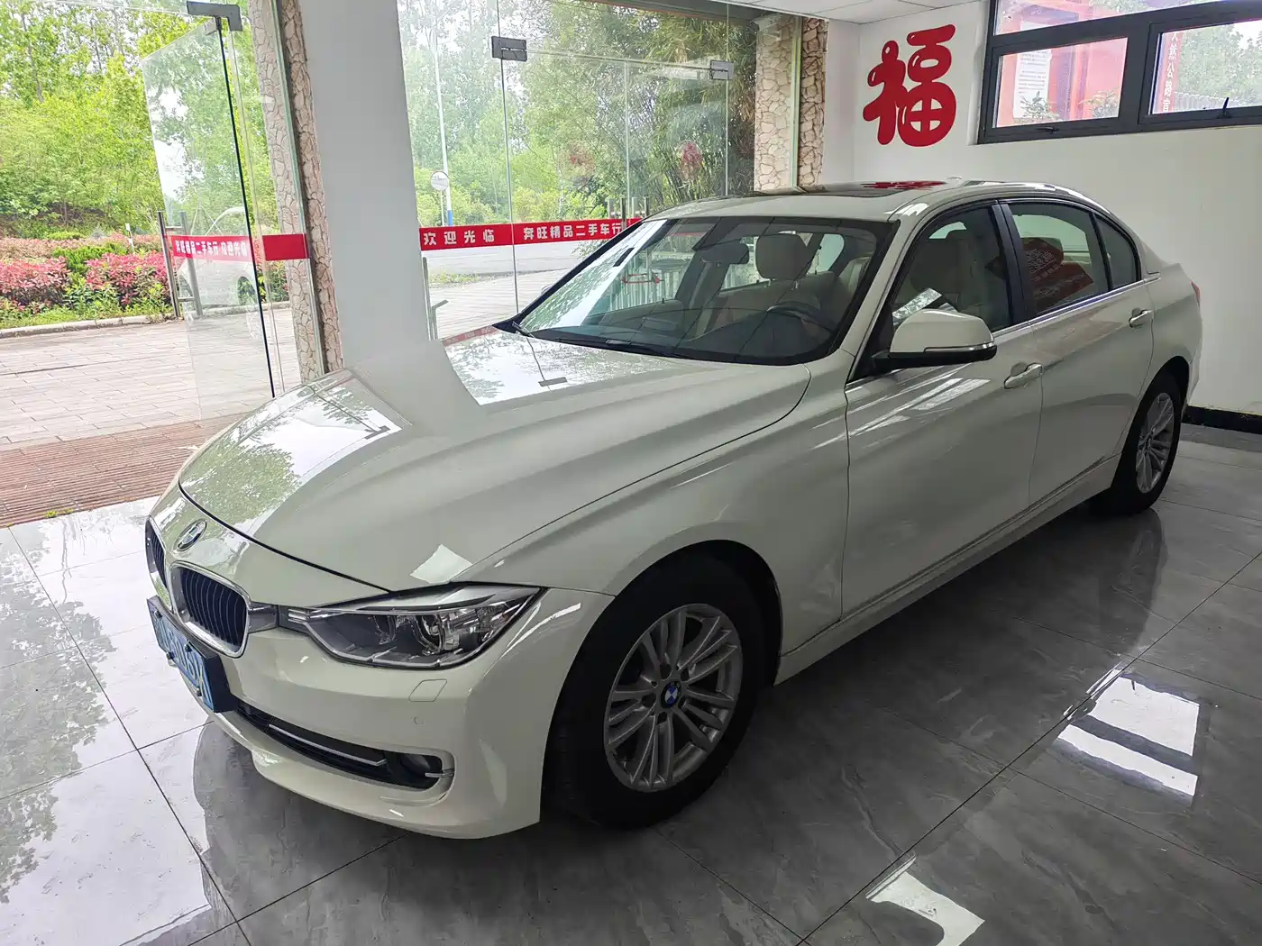 BMW 3 Series 2013 320Li Fashion Model