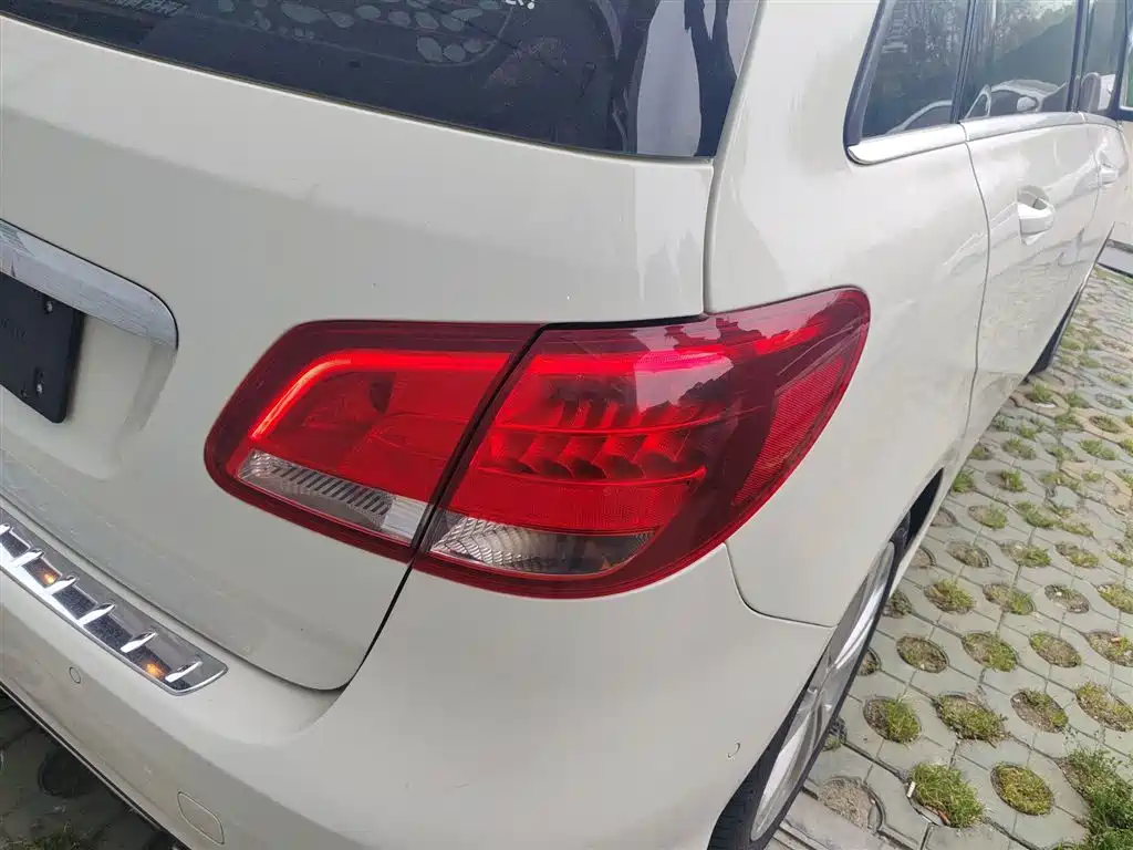 Mercedes-Benz B-Class 2015 B 200 Dynamic фото 20