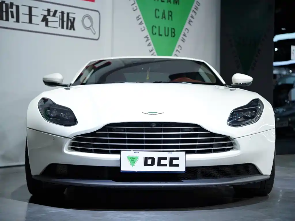 Aston Martin DB11 2022 2020 4.0T V8 Coupe