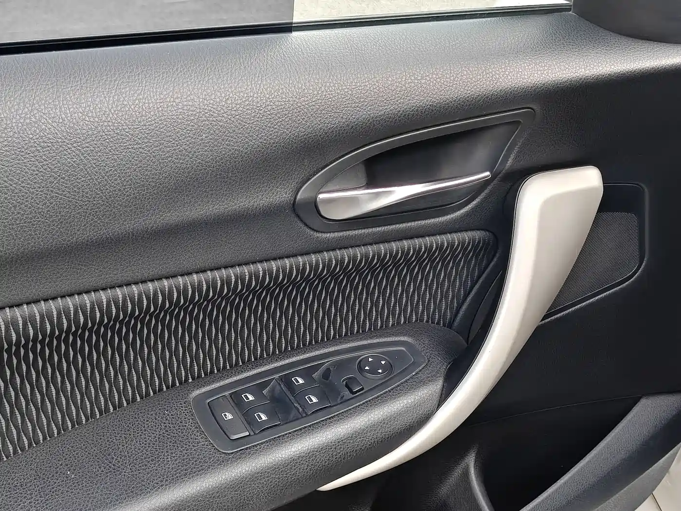 BMW 1 Series (Import) 2013 Facelift 116i Leading Model фото 13