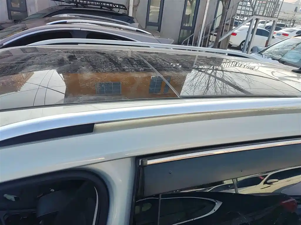 Volkswagen Tiguan L 2018 Facelift 330TSI Automatic 2WD Luxury Edition фото 28