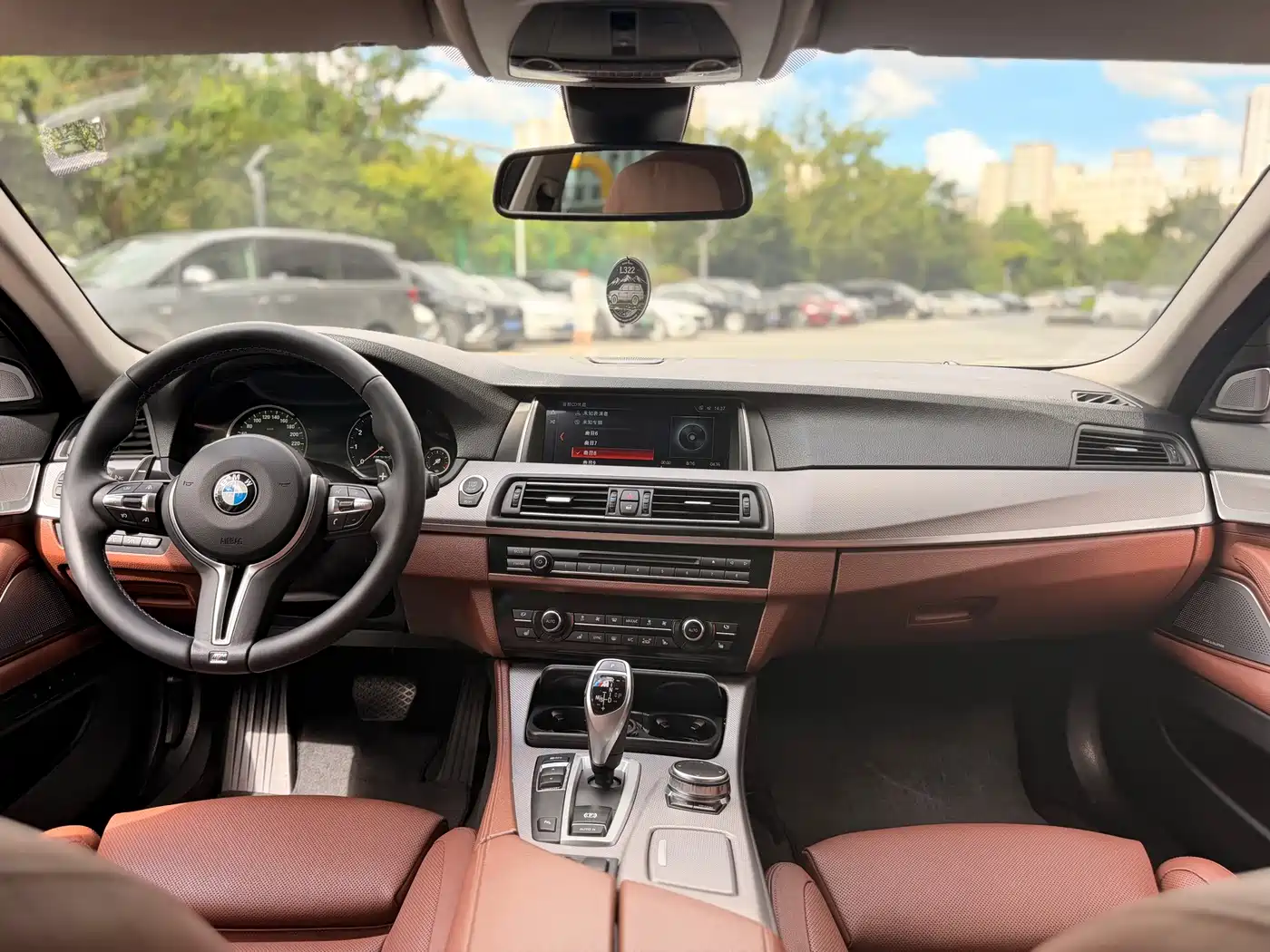 Фото 10 - BMW 5 Series (Import)