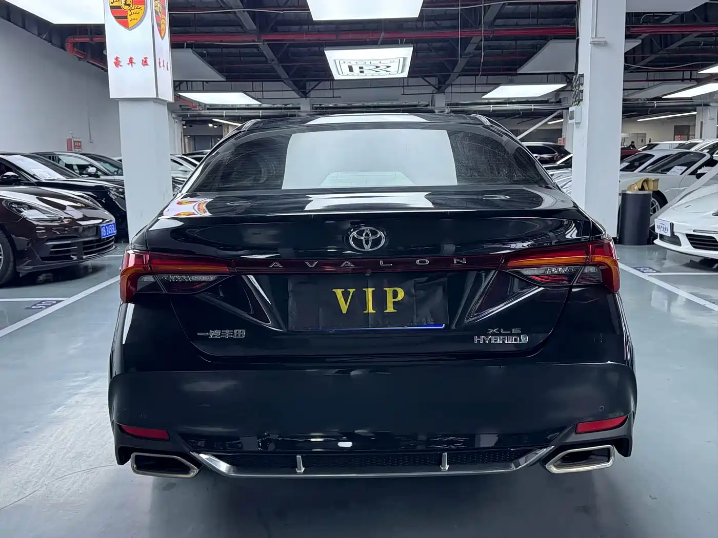 Toyota Avalon 2022 2.0L XLE Premium фото 15