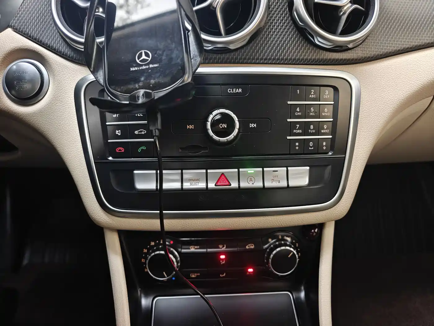Mercedes-Benz GLA 2019 GLA 200 Dynamic фото 15