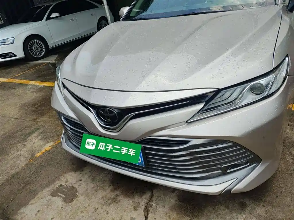 Toyota Camry 2019 2.5G Luxury Edition China VI фото 3