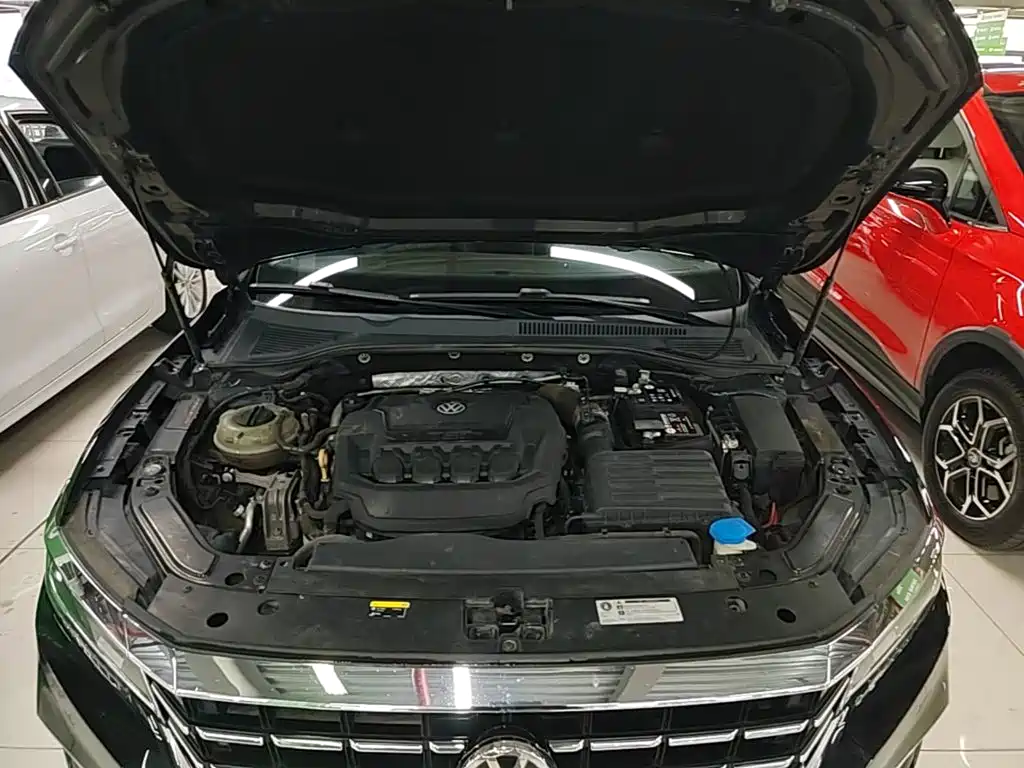 Фото 11 - Volkswagen Passat