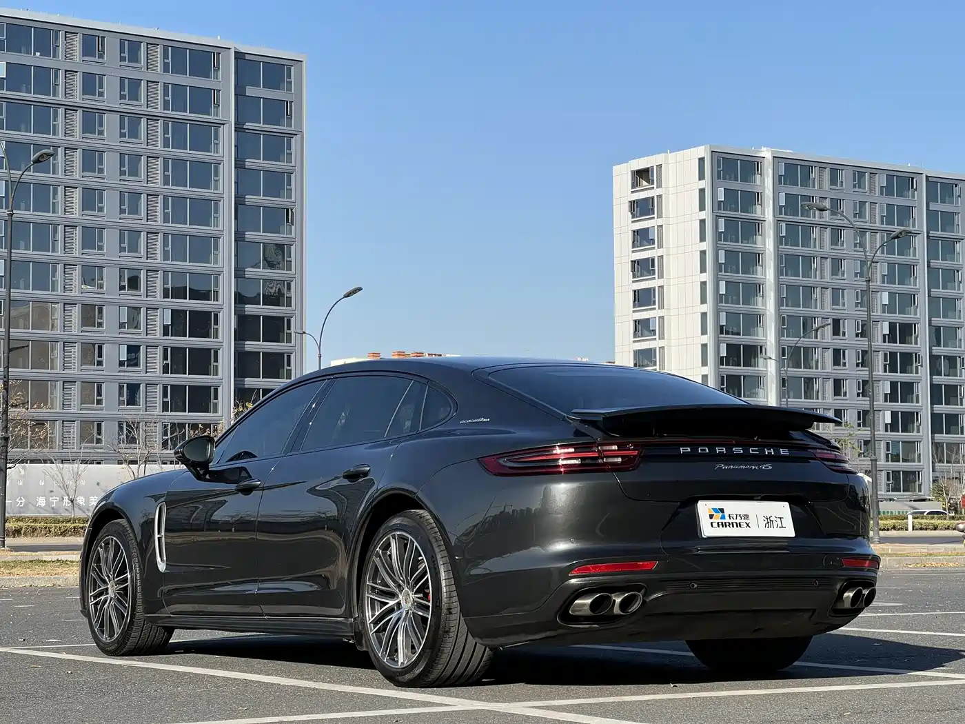 Porsche Panamera 2017 Panamera Executive Long Wheelbase 3.0T фото 5