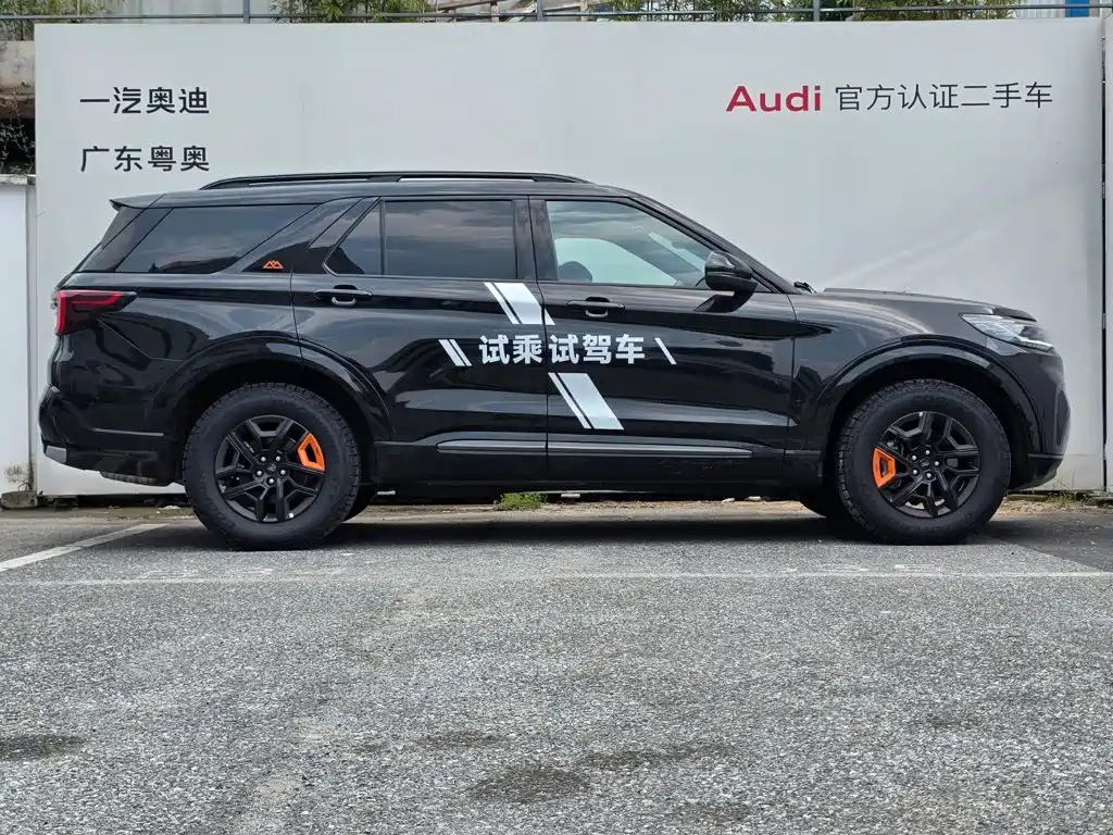 Ford Explorer 2025 2024 2.3T EcoBoost Kunlun Summit Edition 7-Seater