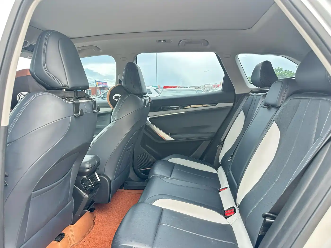 Фото 5 - Geely Boyue L