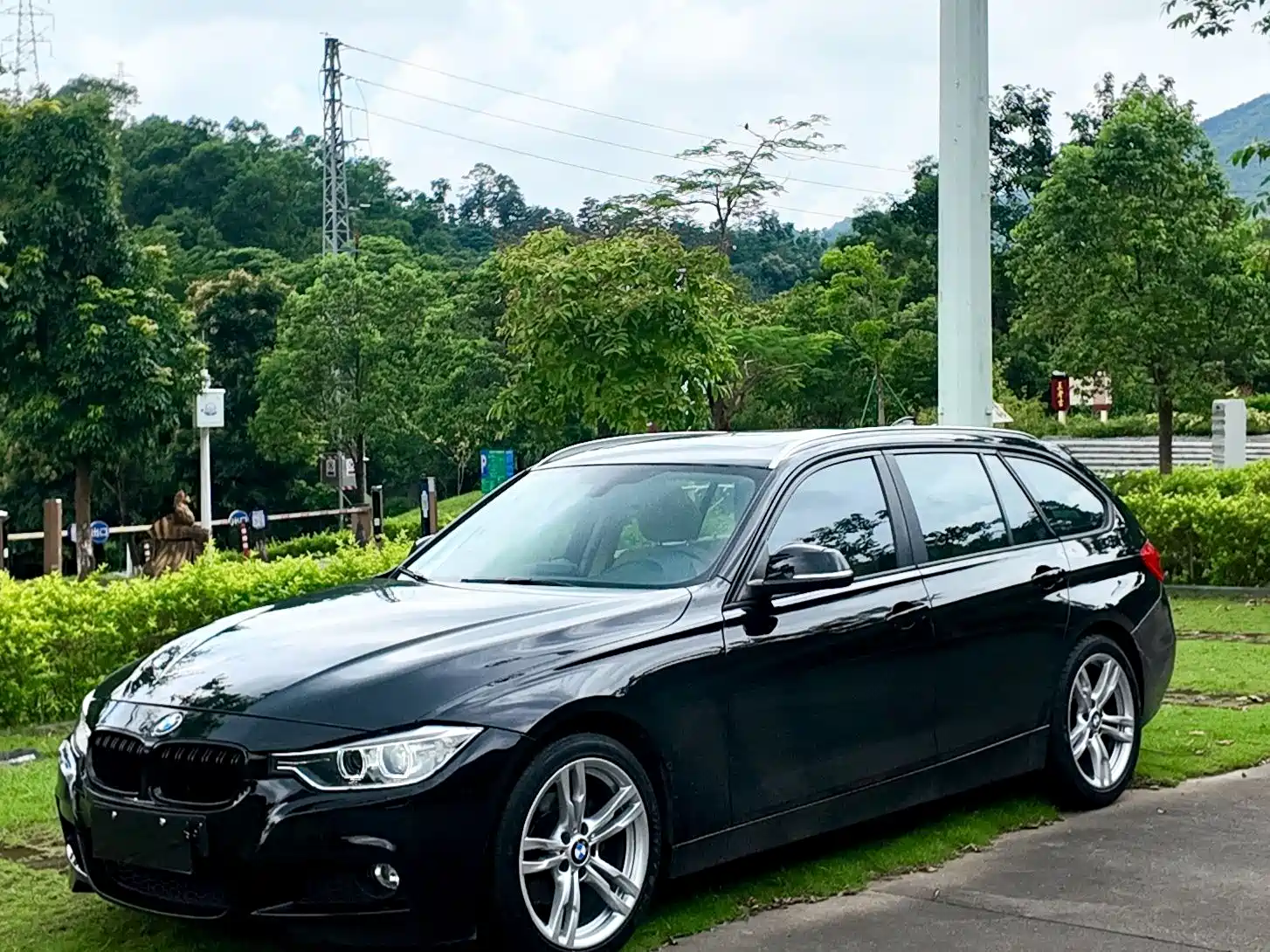 صورة 7 - BMW 3 Series (Import)
