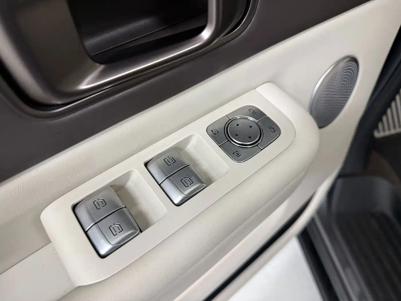 Li Auto MEGA 2024 2024 Ultra