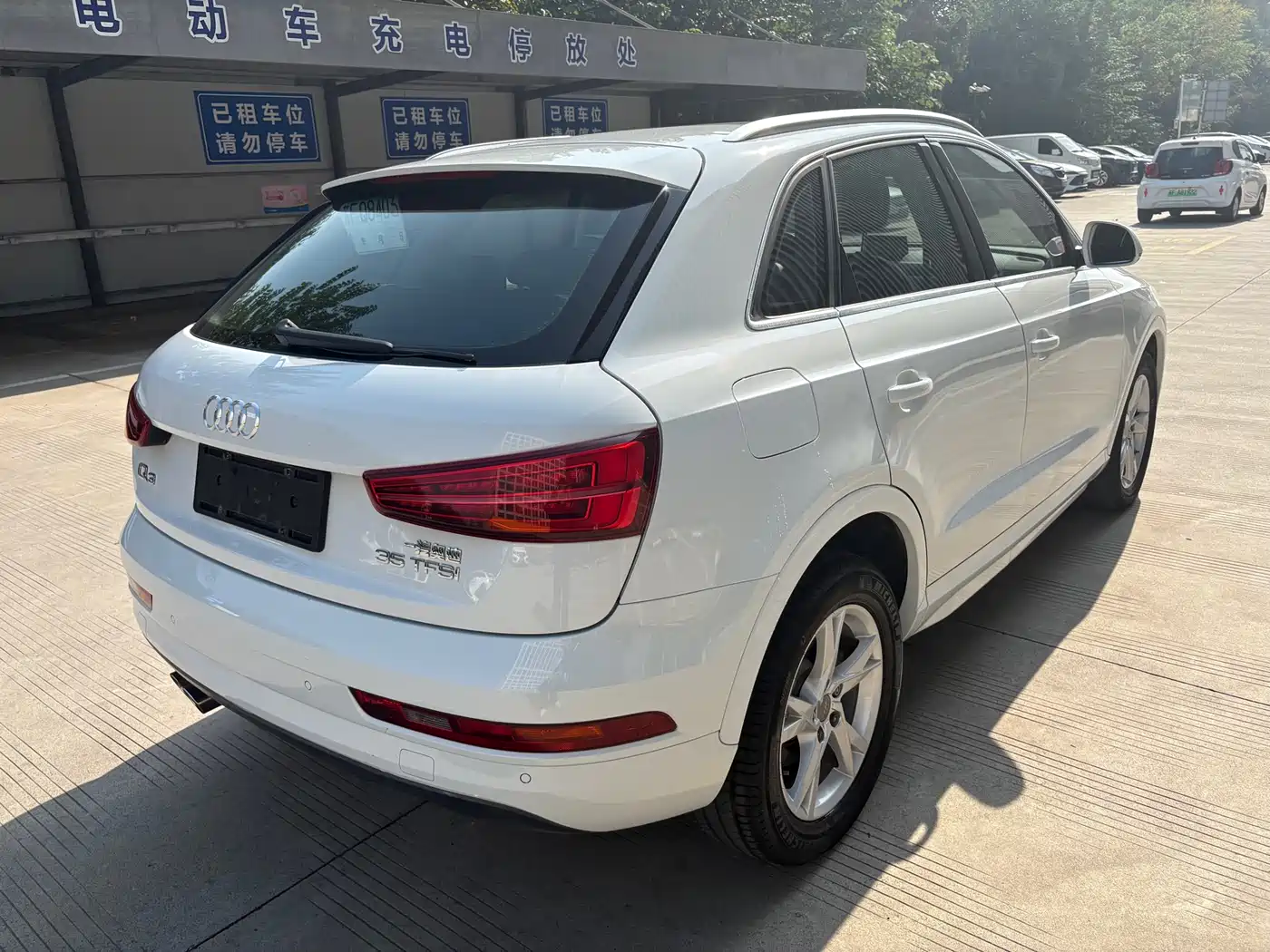 Фото 7 - Audi Q3