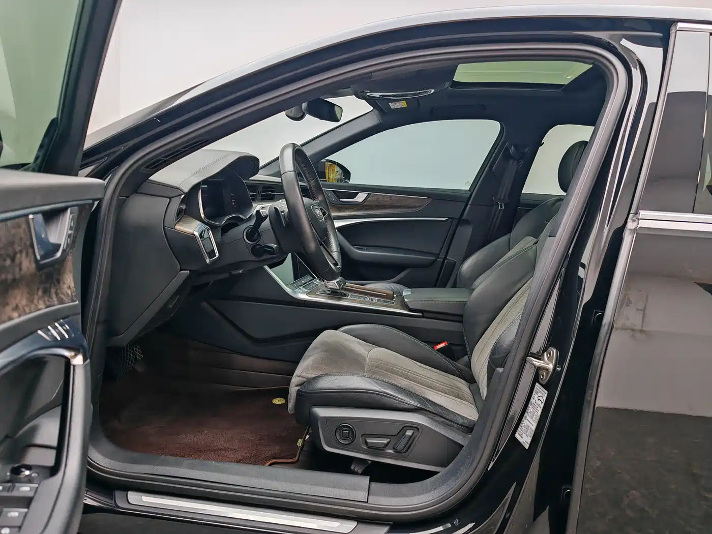 Audi A6L 2020 40 TFSI Luxury Dynamic фото 14