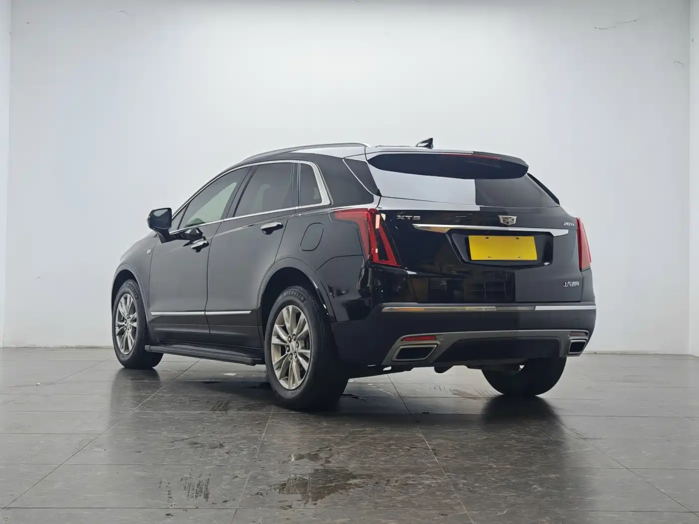 Фото 4 - Cadillac XT5