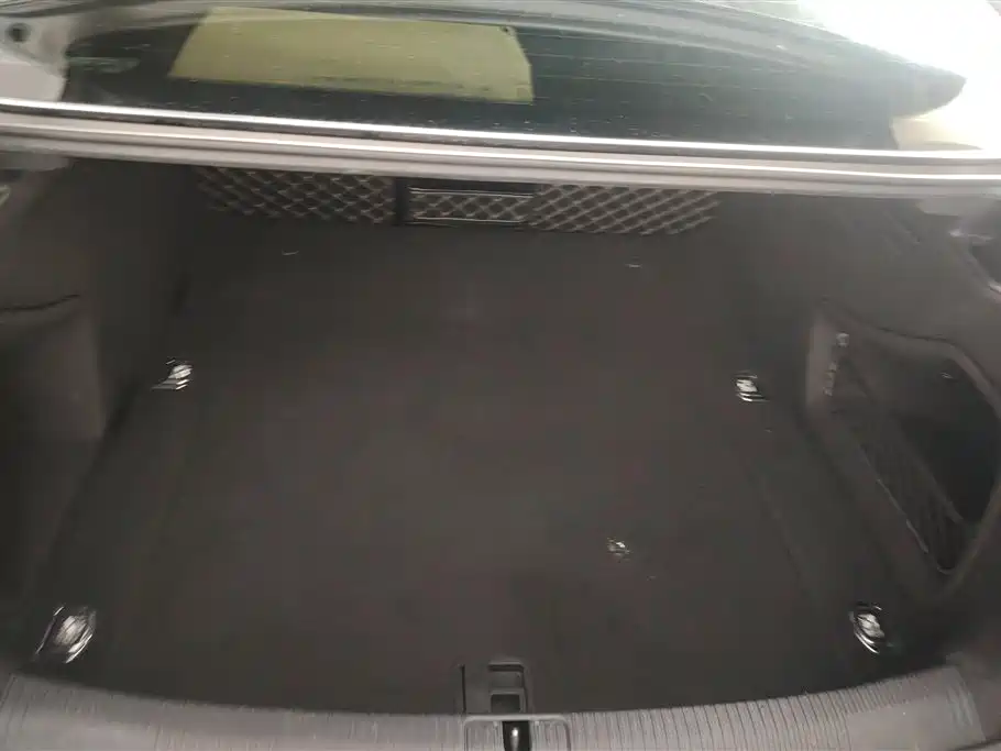 Audi A4L 2018 30th Anniversary 40 TFSI Progressive фото 4