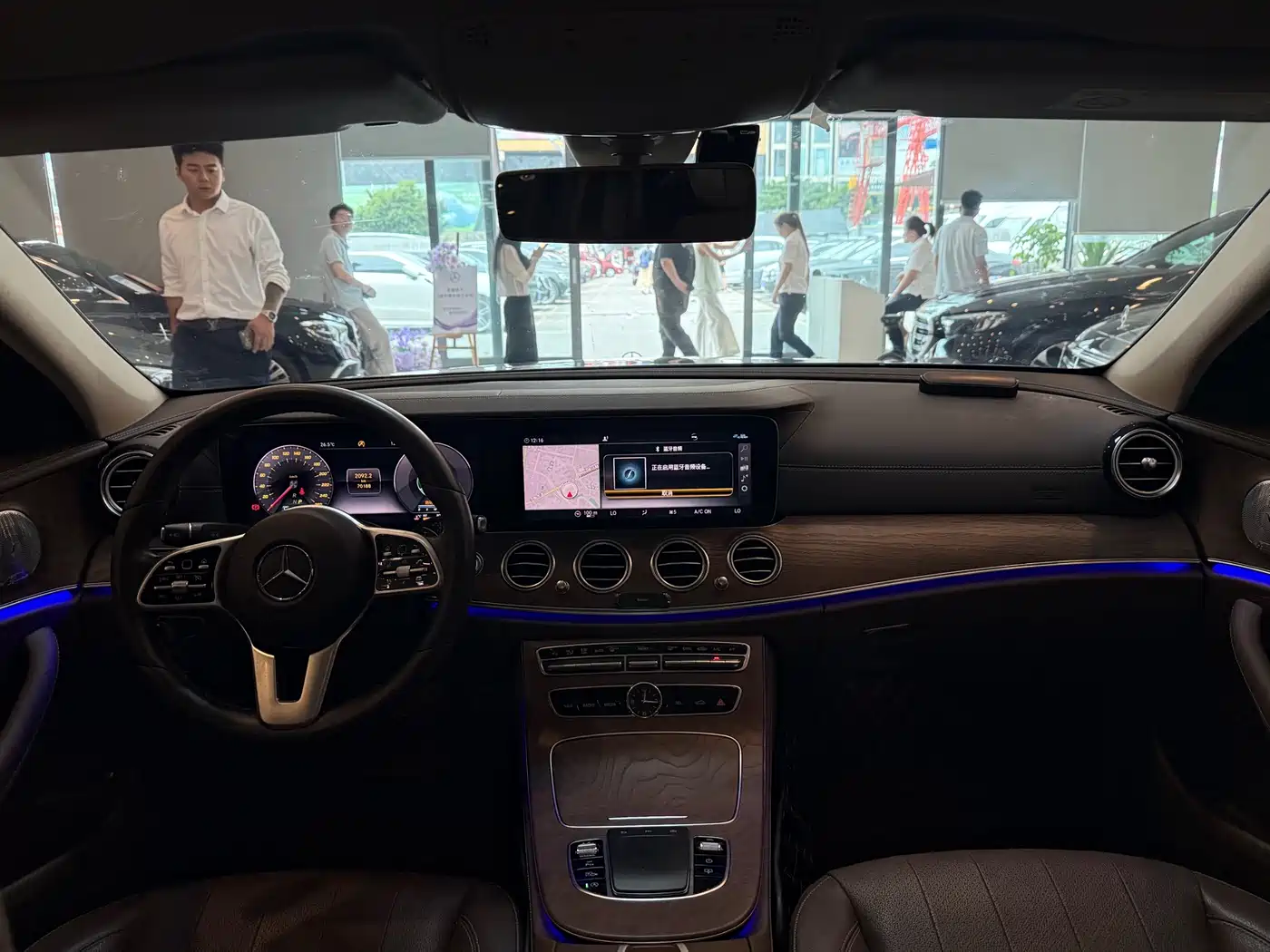Mercedes-Benz E-Class 2020 E 300 L Luxury Model фото 17
