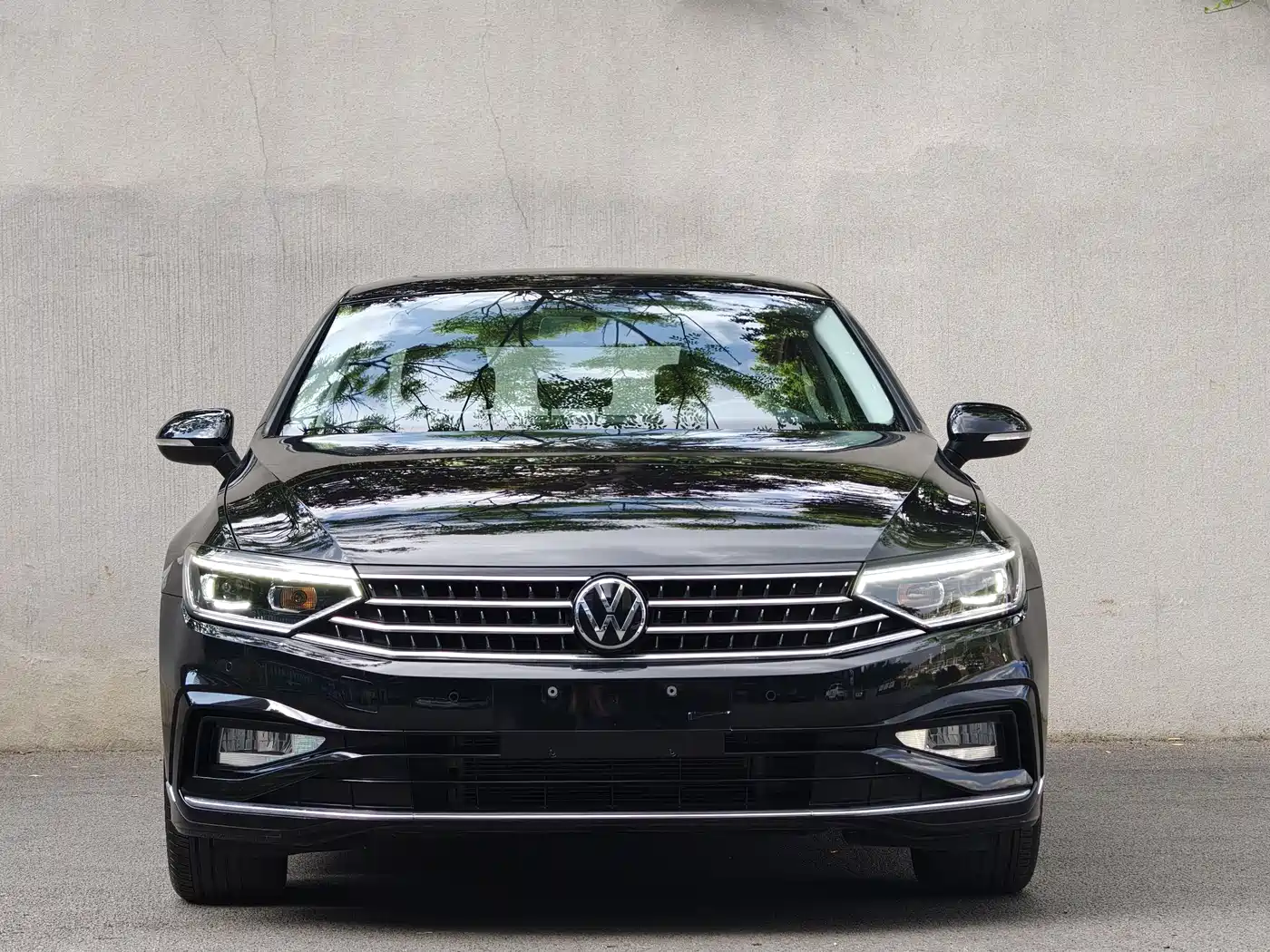 Volkswagen Magotan 2023 2 Million Units Commemorative Edition 280TSI DSG Comfort фото 2