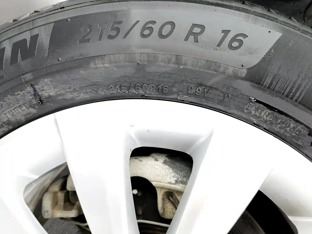 Фото 24 - Volkswagen Passat