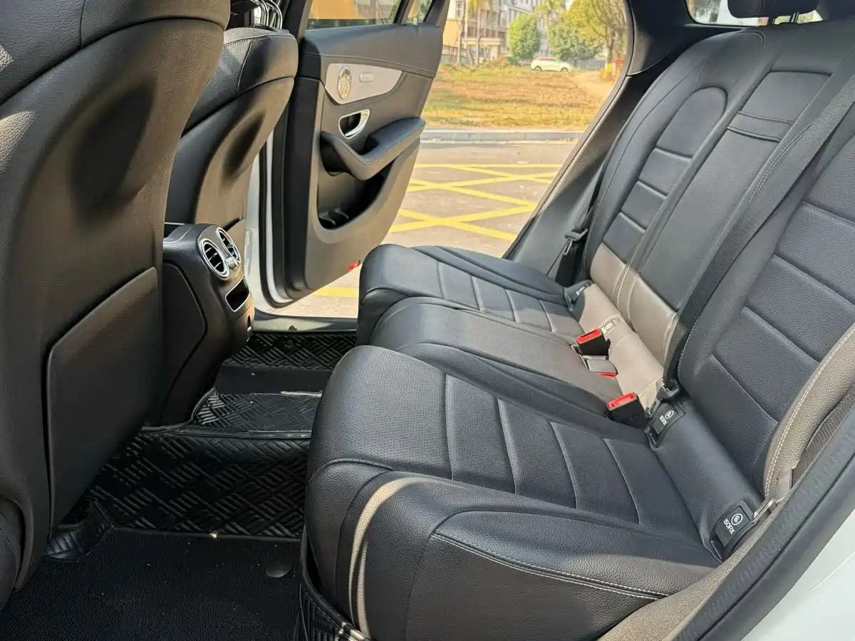 Mercedes-Benz GLC 2020 GLC 260 L 4MATIC Dynamic фото 6