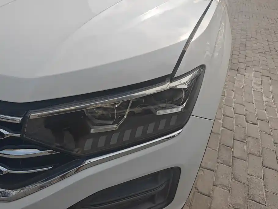 صورة 5 - Volkswagen Tayron