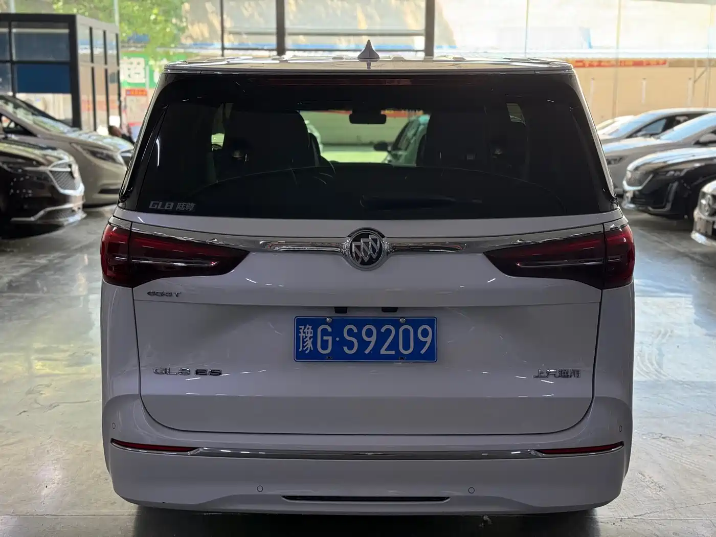 Buick GL8 2021 ES Landlord 653T Premium фото 8