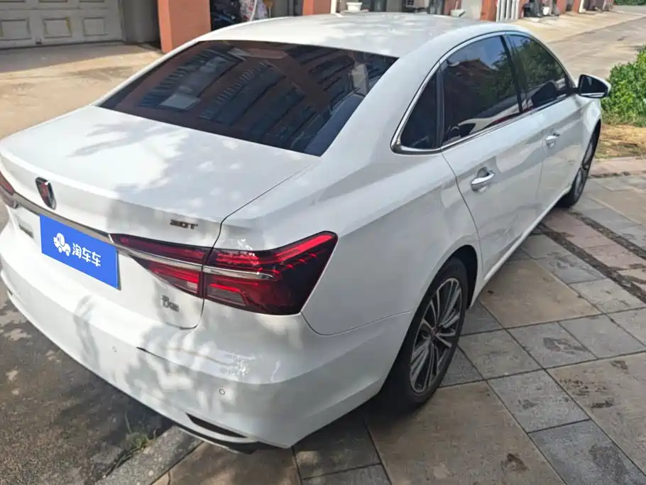 Roewe i6 2019 2019 PLUS 20T TST 4G Connected Flagship Super Edition