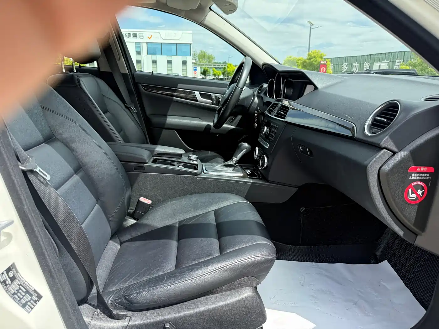 Mercedes-Benz C-Class 2011 C 200 CGI Fashion фото 33