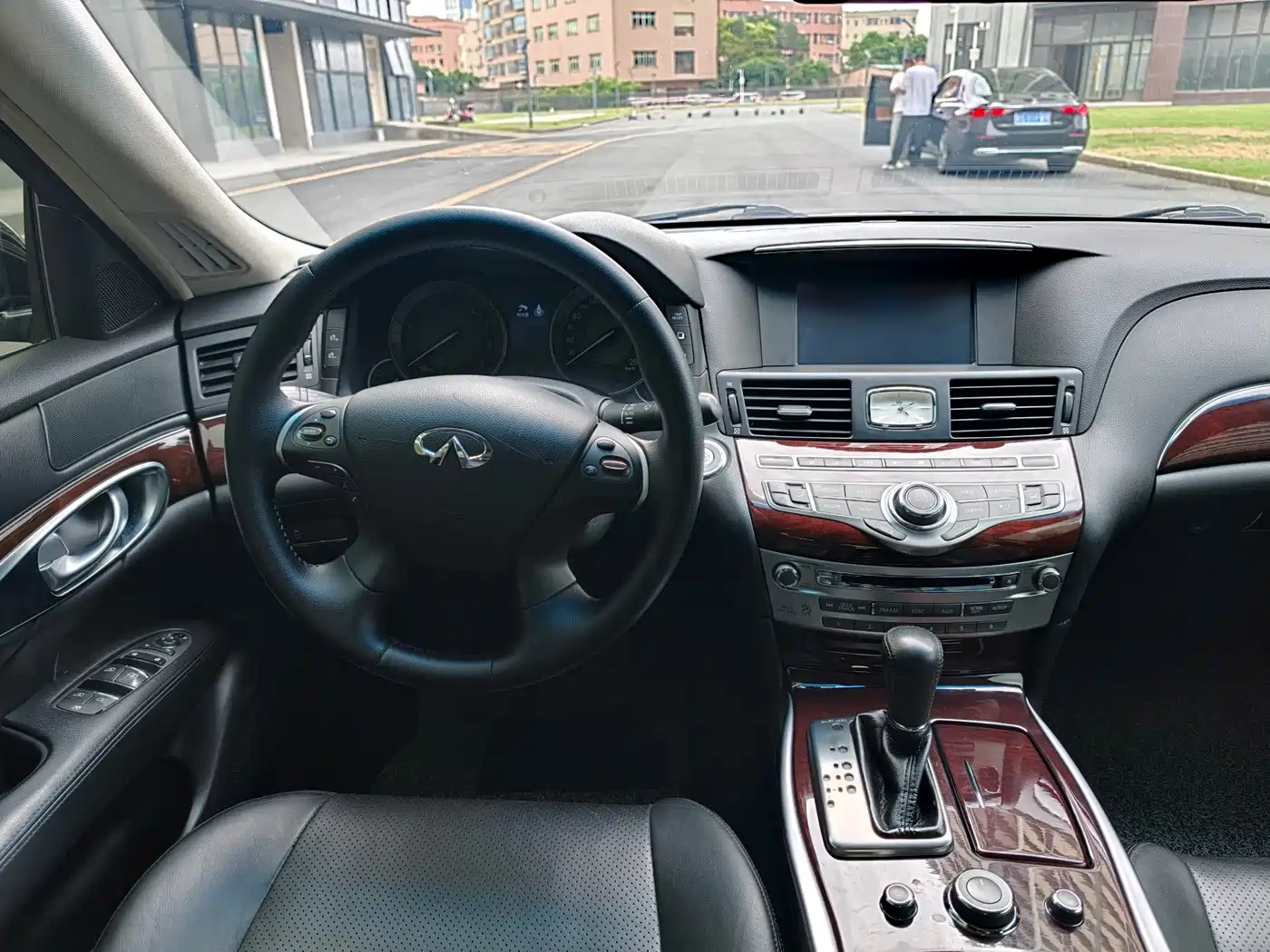Infiniti Q70 2018 2017 Q70L 2.5L Enjoyment Edition