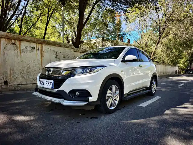  Honda Vezel 2020 1.5L CVT Elite