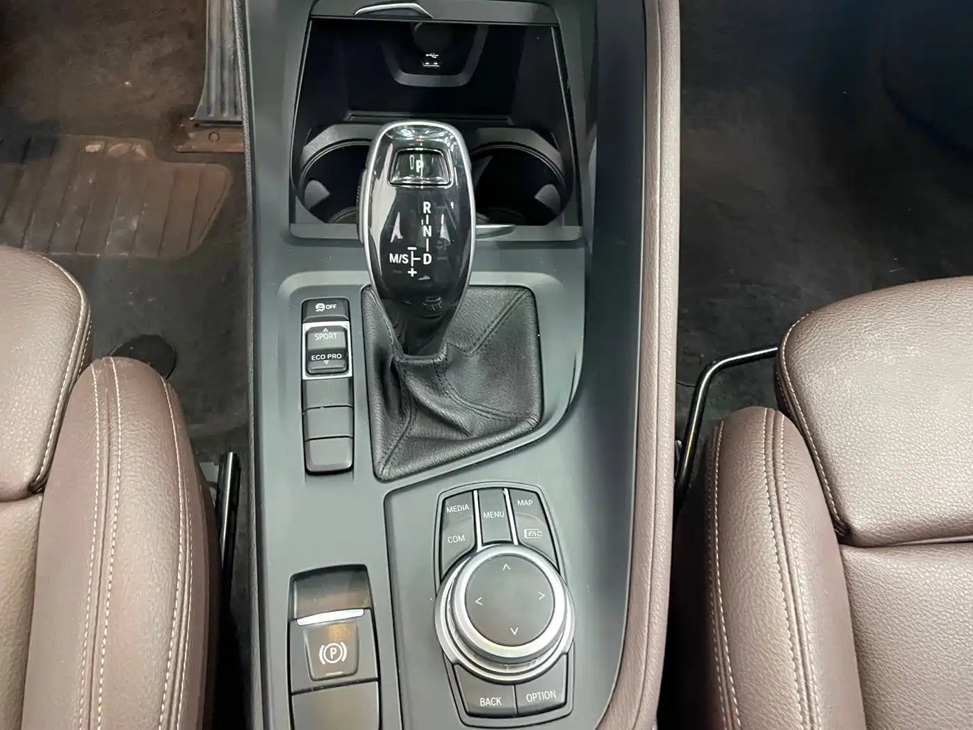 BMW X1 2022 sDrive20Li Fashion фото 13