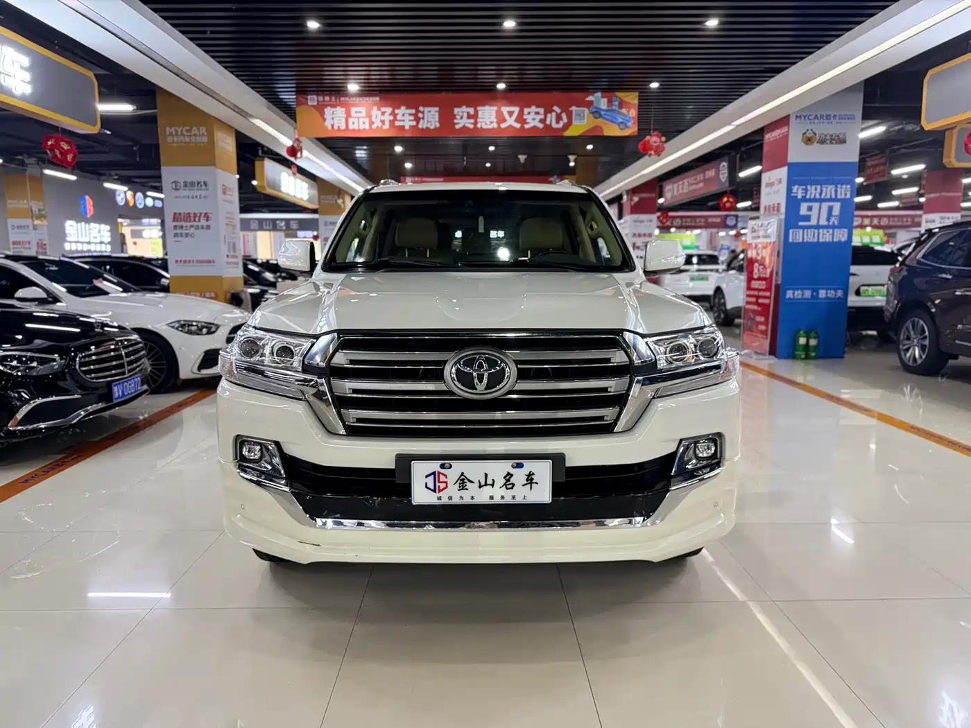 Toyota Land Cruiser (Import) фото 2