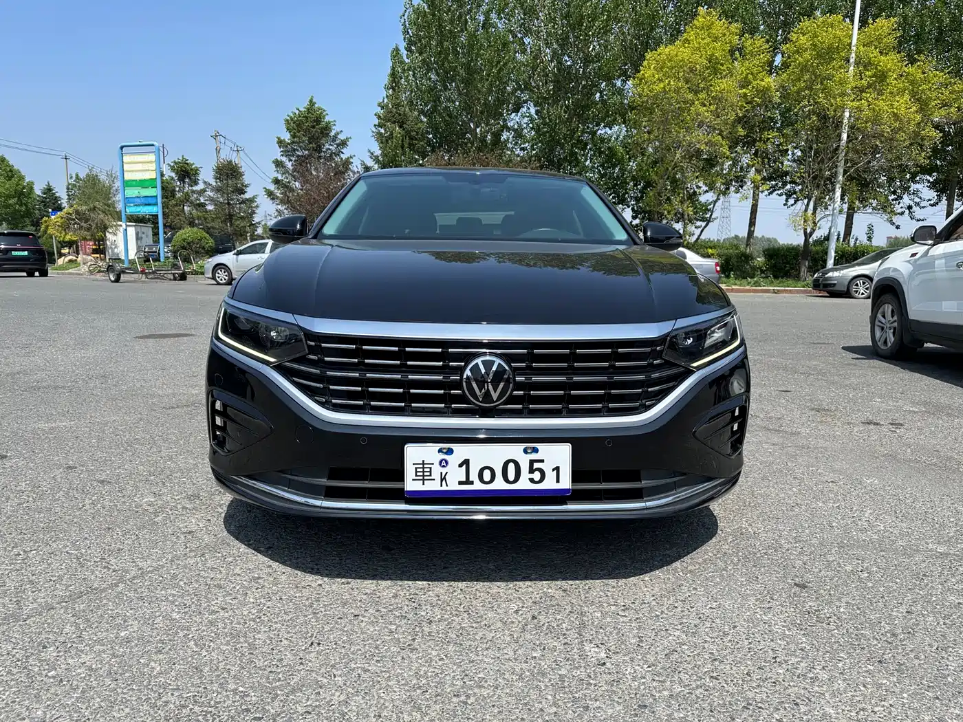 Volkswagen Passat 2023 280TSI Elite Edition фото 3