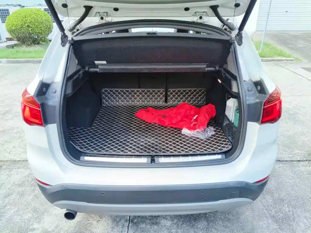Фото 5 - BMW X1