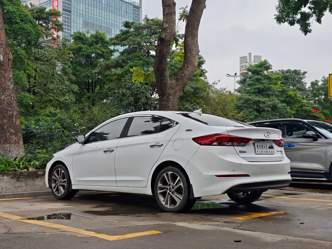 Hyundai Elantra 2016 Model 1.6L Automatic Smart Elite фото 18