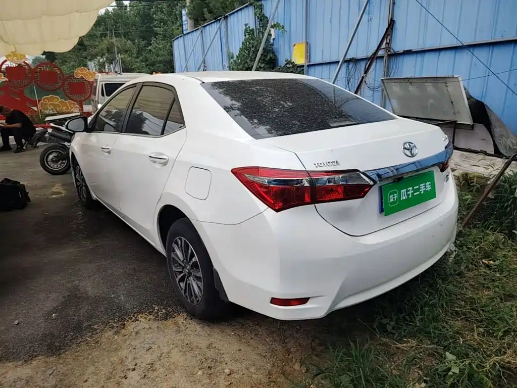 Фото 5 - Toyota Corolla