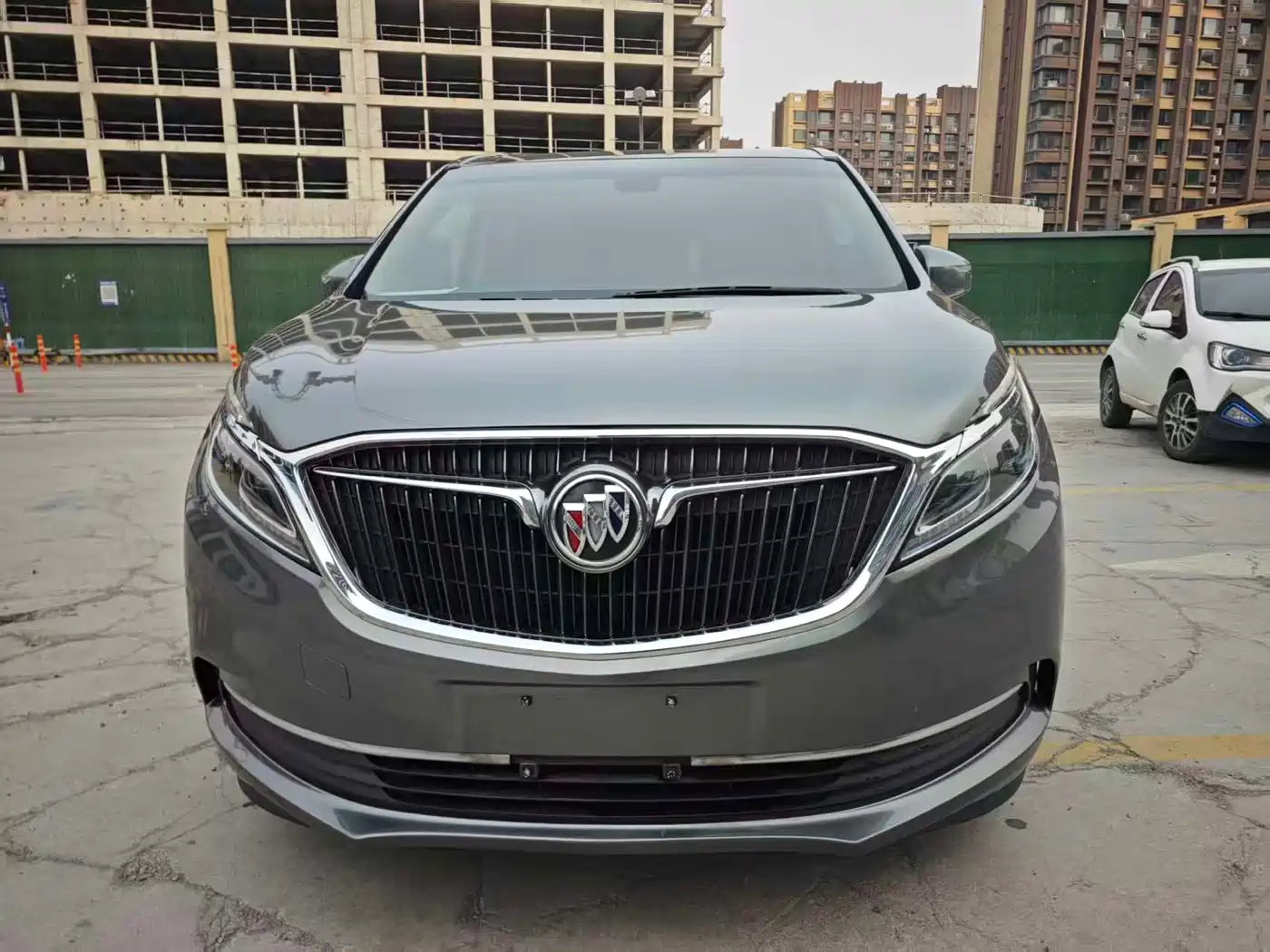 Buick GL8 2017 ES 28T Luxury China V фото 2