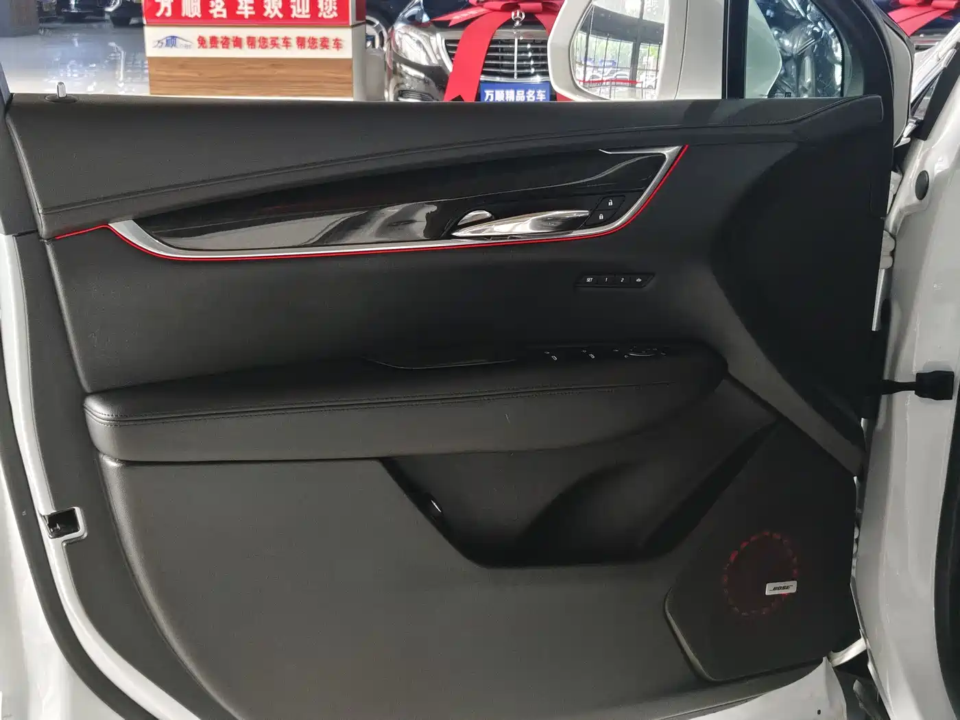 Cadillac XT5 2018 28T 4WD Luxury фото 8