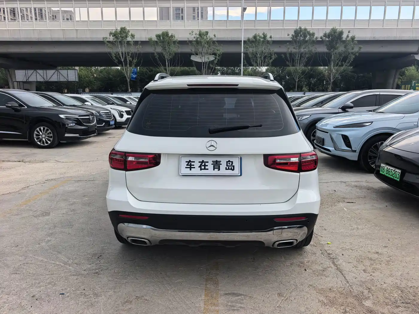 Фото 10 - Mercedes-Benz GLB