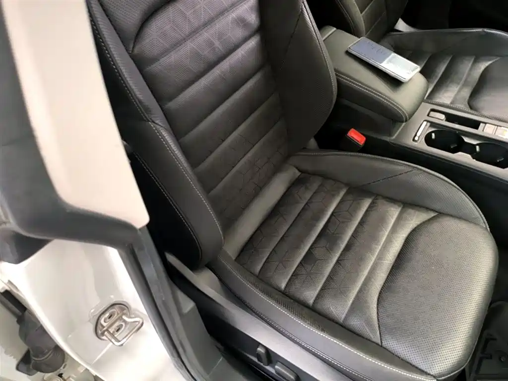 Volkswagen FAW-Volkswagen CC 2021 Shooting Brake 380TSI Hunter Heart Edition фото 25