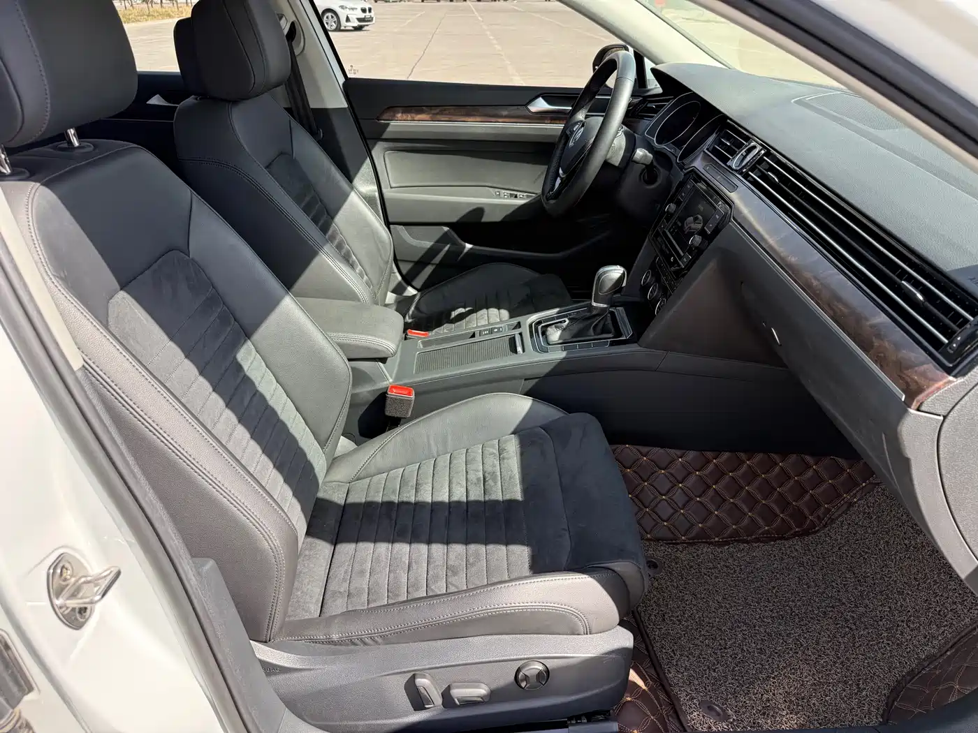 Volkswagen Magotan 2018 330TSI DSG Luxury фото 38