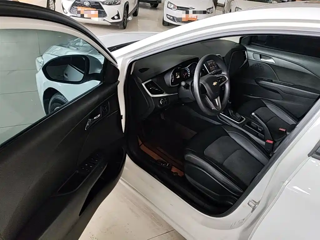 Chevrolet Cavalier 2016 1.5L Automatic Delight Edition фото 16