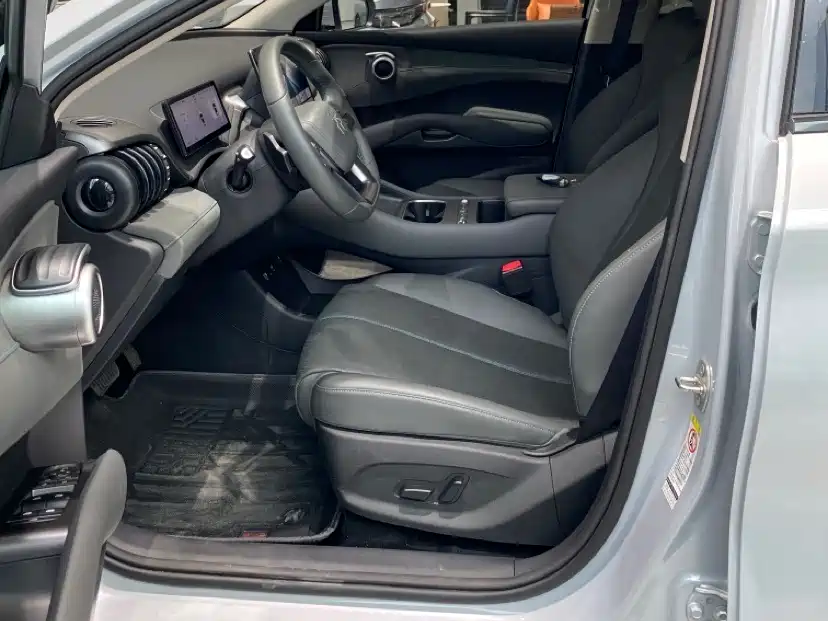 BYD Yuan PLUS 2025 Smart Drive 510KM Surpass Edition фото 9