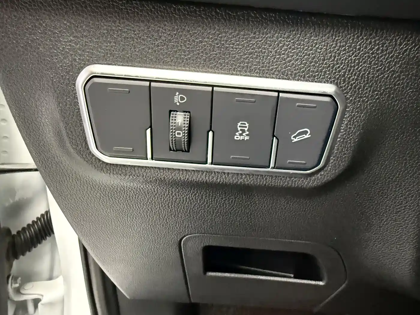 Haval M6 2021 PLUS 1.5T DCT Luxury Smart Connect фото 11