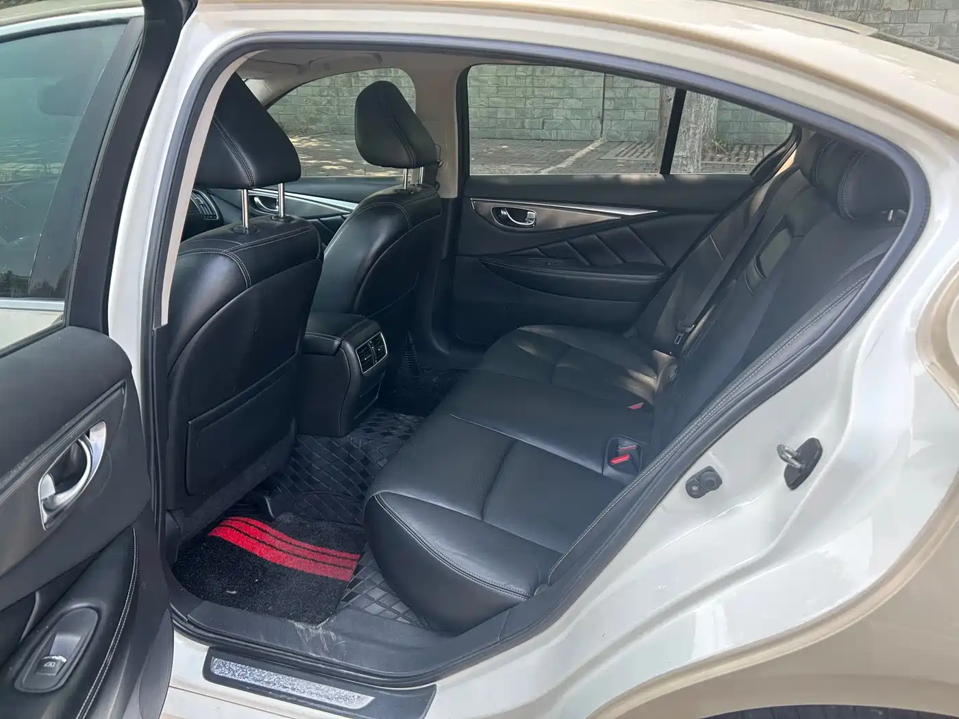Infiniti Q50L 2020 2018 2.0T Premium Edition (China VI)