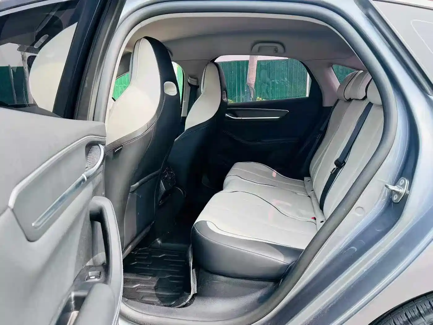 BYD Destroyer 05 2023 Model Champion Edition DM-i 120KM Luxury фото 6